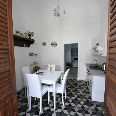 Palazzo Taormina Appartamento Castellammare del Golfo